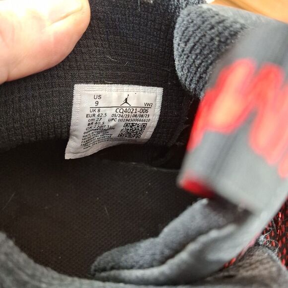 Size 9 - Air Jordan Jumpman 2021 PF Bred